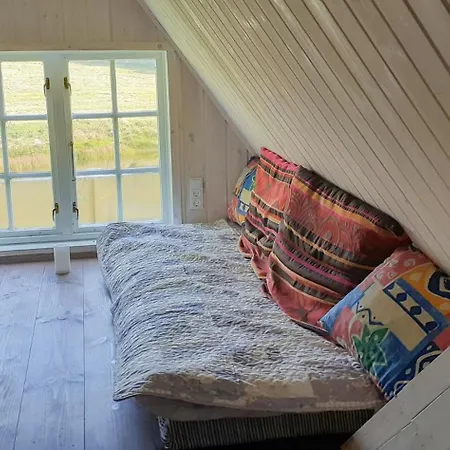 Idyllic Thatched On The Ridge Between Sea Areas * Ebbelokke