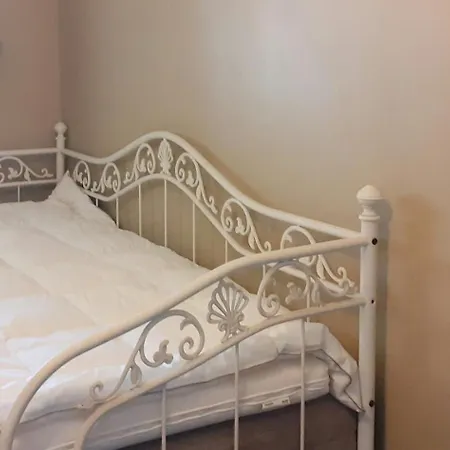 Idyllic Thatched On The Ridge Between Sea Areas Σπίτι διακοπών *