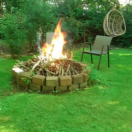 Idyllic Thatched On The Ridge Between Sea Areas Σπίτι διακοπών Ebbelokke