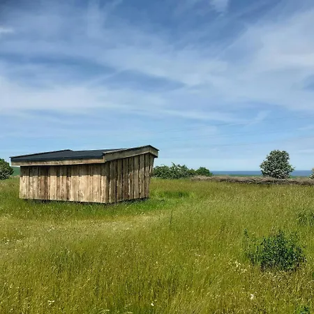 Idyllic Thatched On The Ridge Between Sea Areas Ebbelokke
